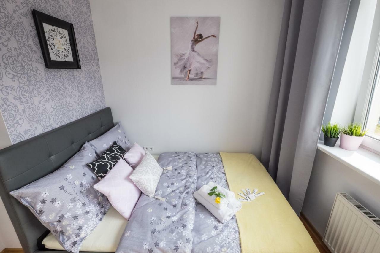 Blue Sky Apartment Varsovia Exterior foto